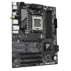 Gigabyte Pamatplate Intel procesorsiem Gigabyte  B650 UD AX | Processor family AMD Ryzen | Processor socket AM5 | DDR5 | Number of SATA connectors 4